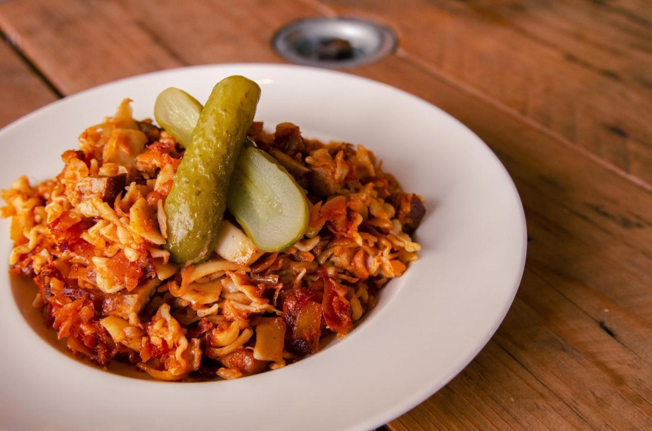Penzion A Bistro Dilna Třeboň المظهر الخارجي الصورة
